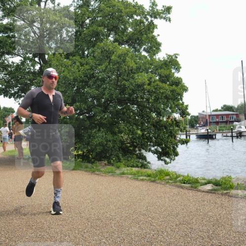 22.06.2025 - Viking Triathlon KatJ http://msf.ph/oto/8118371 22.06.2025 13:30:29 Laufen  meine-sportfotos.de