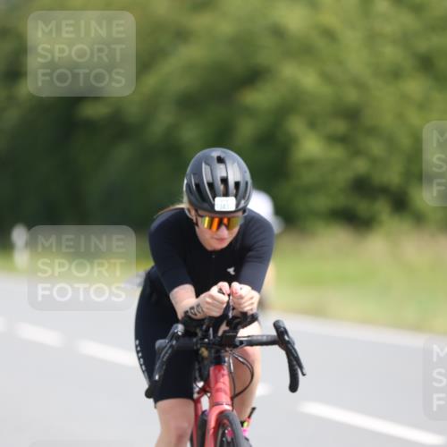 22.06.2025 - Viking Triathlon Yannick Fuchs http://msf.ph/oto/8118461 22.06.2025 11:44:07 Radfahren 121, 143, 144, 471 meine-sportfotos.de