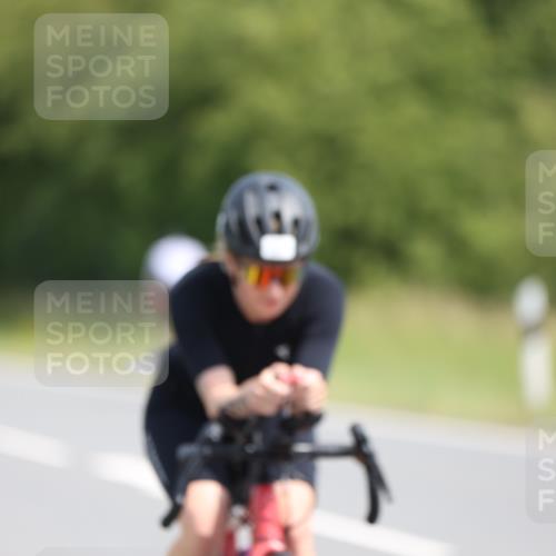 22.06.2025 - Viking Triathlon Yannick Fuchs http://msf.ph/oto/8118467 22.06.2025 11:44:07 Radfahren 121, 143, 144, 471 meine-sportfotos.de