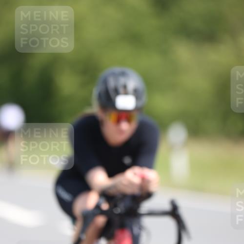 22.06.2025 - Viking Triathlon Yannick Fuchs http://msf.ph/oto/8118476 22.06.2025 11:44:07 Radfahren 121, 143, 144, 471 meine-sportfotos.de