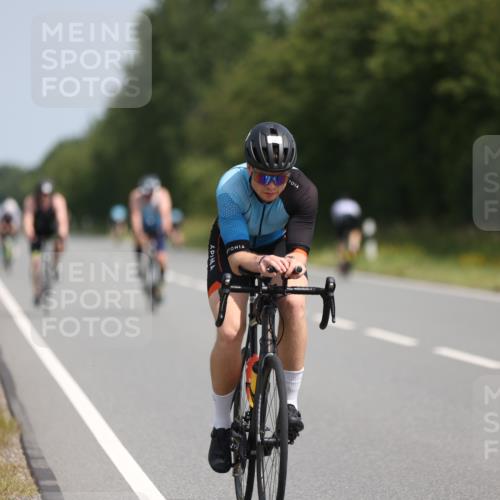 22.06.2025 - Viking Triathlon Yannick Fuchs http://msf.ph/oto/8118513 22.06.2025 11:44:10 Radfahren 121, 143, 144, 471, 543 meine-sportfotos.de
