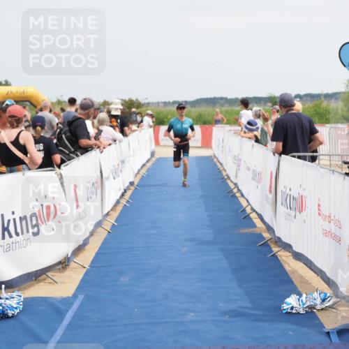22.06.2025 - Viking Triathlon MichiJ http://msf.ph/oto/8118515 22.06.2025 14:57:36 Ziel 316 meine-sportfotos.de
