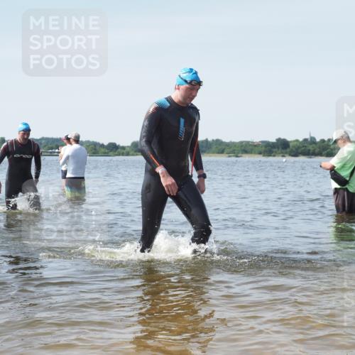22.06.2025 - Viking Triathlon KatJ http://msf.ph/oto/8118548 22.06.2025 10:45:49 Schwimmen 95, 360, 372, 425, 468, 519, 615, 621, 633 meine-sportfotos.de