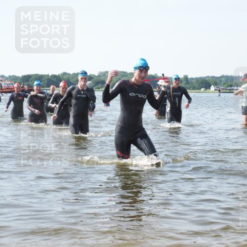 22.06.2025 - Viking Triathlon KatJ http://msf.ph/oto/8118580 22.06.2025 10:45:52 Schwimmen 95, 342, 360, 372, 425, 468, 519, 615, 621, 633 meine-sportfotos.de