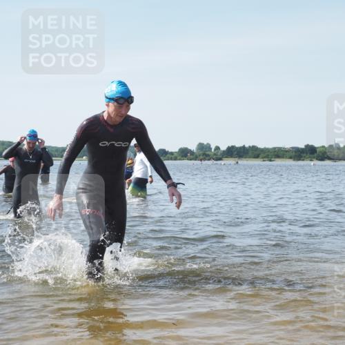 22.06.2025 - Viking Triathlon KatJ http://msf.ph/oto/8118602 22.06.2025 10:45:56 Schwimmen 95, 217, 342, 360, 372, 425, 468, 525, 615, 621, 633 meine-sportfotos.de