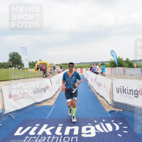 22.06.2025 - Viking Triathlon MichiJ http://msf.ph/oto/8118605 22.06.2025 16:56:18 Ziel 23 meine-sportfotos.de