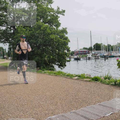 22.06.2025 - Viking Triathlon KatJ http://msf.ph/oto/8118634 22.06.2025 12:56:34 Laufen 310 meine-sportfotos.de