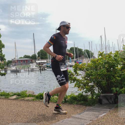 22.06.2025 - Viking Triathlon KatJ http://msf.ph/oto/8118635 22.06.2025 13:31:12 Laufen 182, 433 meine-sportfotos.de