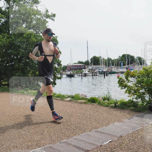 22.06.2025 - Viking Triathlon KatJ http://msf.ph/oto/8118658 22.06.2025 12:56:35 Laufen 310 meine-sportfotos.de