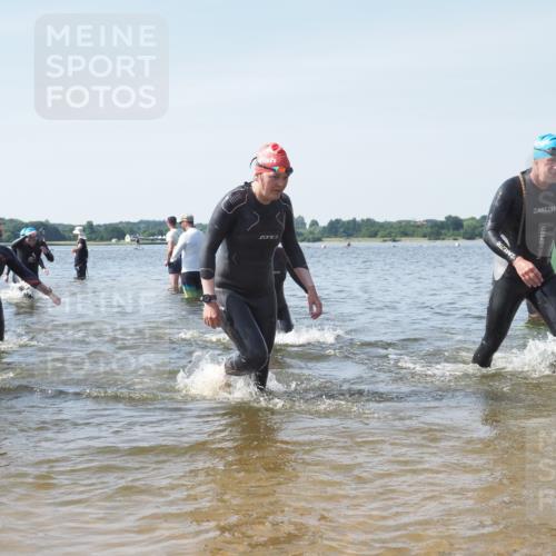 22.06.2025 - Viking Triathlon KatJ http://msf.ph/oto/8118702 22.06.2025 10:46:03 Schwimmen 144, 217, 342, 372, 468, 525, 615, 621, 633, 647 meine-sportfotos.de