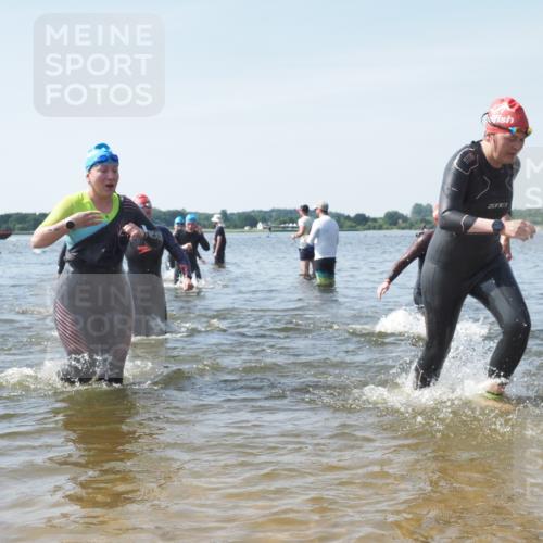 22.06.2025 - Viking Triathlon KatJ http://msf.ph/oto/8118723 22.06.2025 10:46:03 Schwimmen 144, 217, 342, 372, 468, 525, 615, 621, 633, 647 meine-sportfotos.de