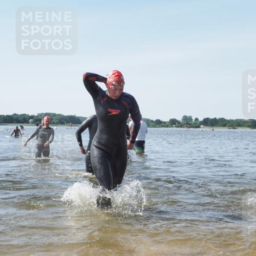 22.06.2025 - Viking Triathlon KatJ http://msf.ph/oto/8118769 22.06.2025 10:46:06 Schwimmen 121, 144, 217, 342, 372, 468, 525, 615, 621, 633, 647 meine-sportfotos.de