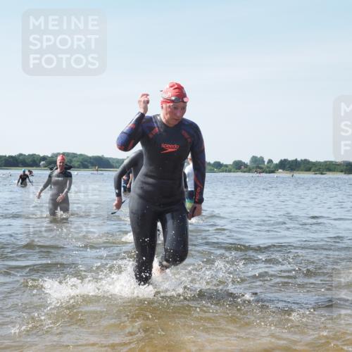 22.06.2025 - Viking Triathlon KatJ http://msf.ph/oto/8118782 22.06.2025 10:46:06 Schwimmen 121, 144, 217, 342, 372, 468, 525, 615, 621, 633, 647 meine-sportfotos.de