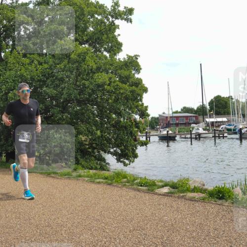 22.06.2025 - Viking Triathlon KatJ http://msf.ph/oto/8118828 22.06.2025 13:31:47 Laufen 324, 370 meine-sportfotos.de
