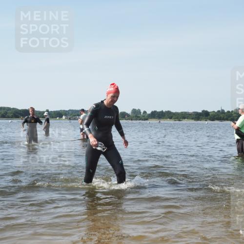 22.06.2025 - Viking Triathlon KatJ http://msf.ph/oto/8118890 22.06.2025 10:46:14 Schwimmen 121, 144, 213, 217, 225, 406, 525, 647 meine-sportfotos.de