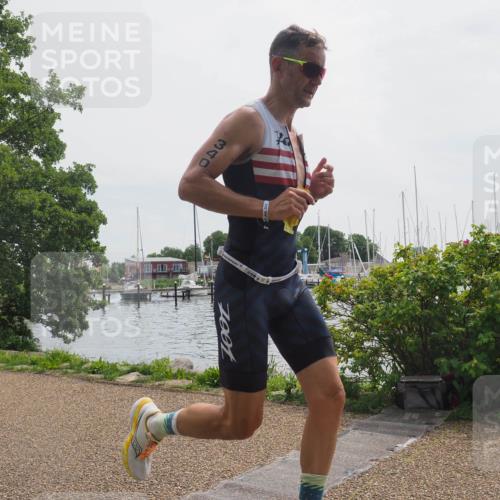 22.06.2025 - Viking Triathlon KatJ http://msf.ph/oto/8118961 22.06.2025 12:57:01 Laufen 340 meine-sportfotos.de
