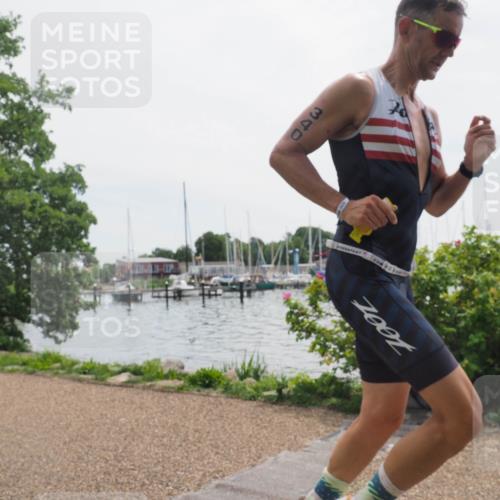22.06.2025 - Viking Triathlon KatJ http://msf.ph/oto/8118971 22.06.2025 12:57:01 Laufen 340 meine-sportfotos.de