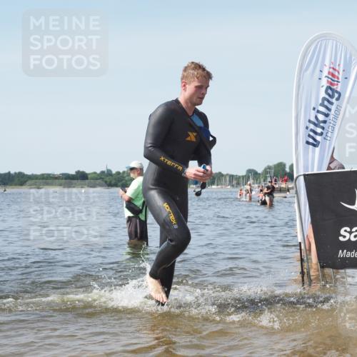 22.06.2025 - Viking Triathlon KatJ http://msf.ph/oto/8118989 22.06.2025 10:46:24 Schwimmen 60, 121, 144, 213, 225, 406 meine-sportfotos.de