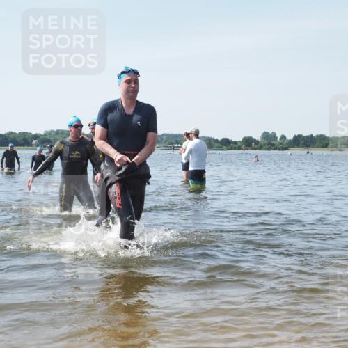 22.06.2025 - Viking Triathlon KatJ http://msf.ph/oto/8118994 22.06.2025 10:46:25 Schwimmen 60, 121, 213, 225, 406 meine-sportfotos.de