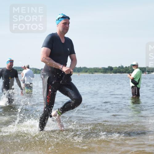 22.06.2025 - Viking Triathlon KatJ http://msf.ph/oto/8119038 22.06.2025 10:46:26 Schwimmen 60, 121, 213, 225, 333, 406 meine-sportfotos.de