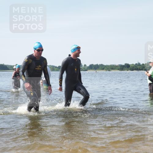 22.06.2025 - Viking Triathlon KatJ http://msf.ph/oto/8119054 22.06.2025 10:46:28 Schwimmen 60, 143, 213, 225, 333, 406, 479 meine-sportfotos.de
