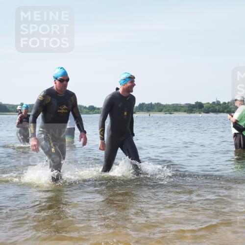 22.06.2025 - Viking Triathlon KatJ http://msf.ph/oto/8119059 22.06.2025 10:46:28 Schwimmen 60, 143, 213, 225, 333, 406, 479 meine-sportfotos.de