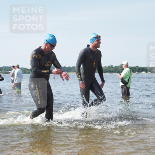 22.06.2025 - Viking Triathlon KatJ http://msf.ph/oto/8119076 22.06.2025 10:46:29 Schwimmen 60, 143, 213, 225, 333, 406, 479 meine-sportfotos.de
