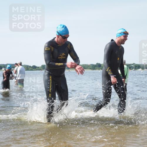 22.06.2025 - Viking Triathlon KatJ http://msf.ph/oto/8119081 22.06.2025 10:46:30 Schwimmen 60, 143, 225, 333, 406, 479 meine-sportfotos.de