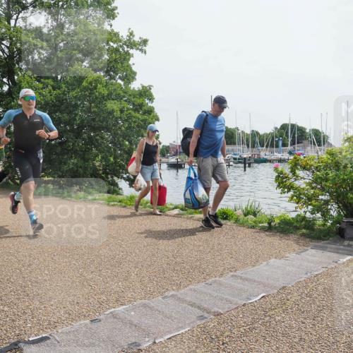 22.06.2025 - Viking Triathlon KatJ http://msf.ph/oto/8119084 22.06.2025 12:57:19 Laufen 458 meine-sportfotos.de