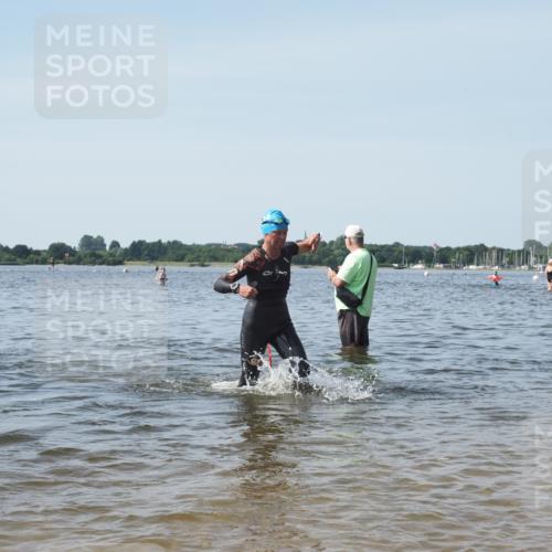 22.06.2025 - Viking Triathlon KatJ http://msf.ph/oto/8119133 22.06.2025 10:46:35 Schwimmen 60, 143, 206, 333, 479 meine-sportfotos.de