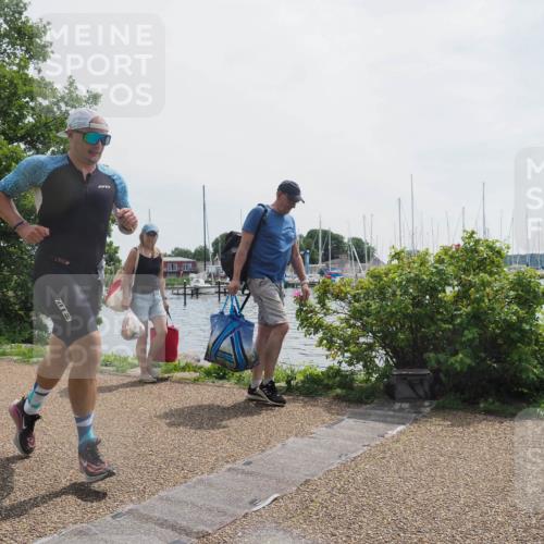 22.06.2025 - Viking Triathlon KatJ http://msf.ph/oto/8119134 22.06.2025 12:57:19 Laufen 458 meine-sportfotos.de