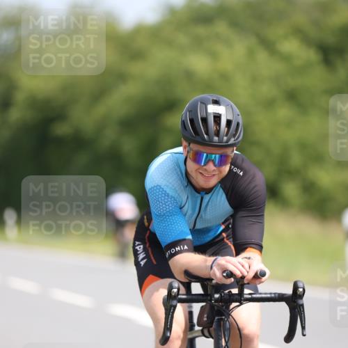 22.06.2025 - Viking Triathlon Yannick Fuchs http://msf.ph/oto/8119135 22.06.2025 11:44:11 Radfahren 121, 143, 144, 471, 543 meine-sportfotos.de