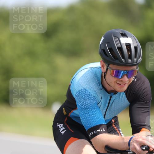 22.06.2025 - Viking Triathlon Yannick Fuchs http://msf.ph/oto/8119143 22.06.2025 11:44:11 Radfahren 121, 143, 144, 471, 543 meine-sportfotos.de