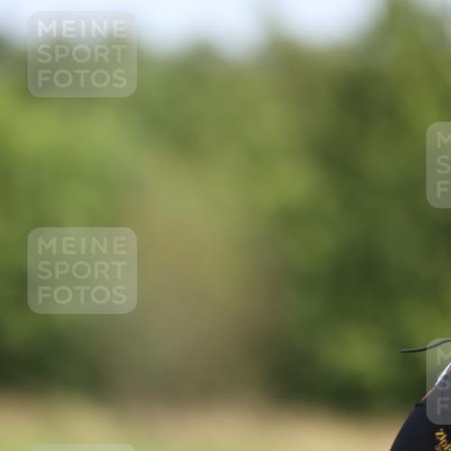 22.06.2025 - Viking Triathlon Yannick Fuchs http://msf.ph/oto/8119151 22.06.2025 11:44:12 Radfahren 121, 144, 471, 543 meine-sportfotos.de