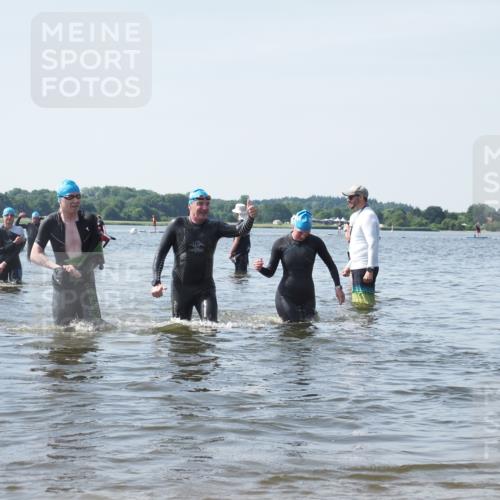 22.06.2025 - Viking Triathlon KatJ http://msf.ph/oto/8119155 22.06.2025 10:46:39 Schwimmen 60, 143, 206, 333, 479, 498, 515 meine-sportfotos.de
