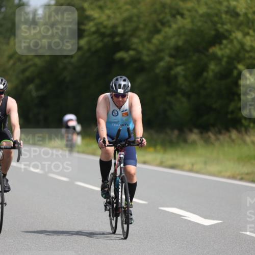 22.06.2025 - Viking Triathlon Yannick Fuchs http://msf.ph/oto/8119167 22.06.2025 11:44:13 Radfahren 121, 144, 471, 543 meine-sportfotos.de