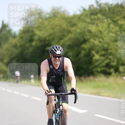 22.06.2025 - Viking Triathlon Yannick Fuchs http://msf.ph/oto/8119200 22.06.2025 11:44:15 Radfahren 121, 144, 471, 543 meine-sportfotos.de