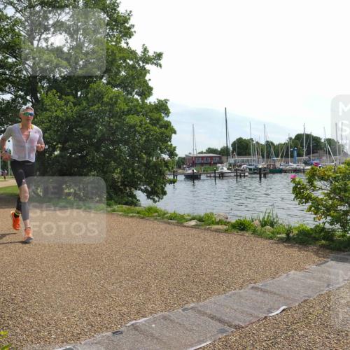 22.06.2025 - Viking Triathlon KatJ http://msf.ph/oto/8119202 22.06.2025 12:57:37 Laufen 381 meine-sportfotos.de