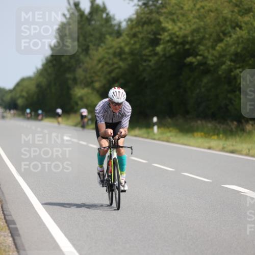 22.06.2025 - Viking Triathlon Yannick Fuchs http://msf.ph/oto/8119247 22.06.2025 11:44:17 Radfahren 144, 471, 543 meine-sportfotos.de