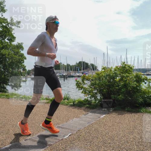 22.06.2025 - Viking Triathlon KatJ http://msf.ph/oto/8119281 22.06.2025 12:57:38 Laufen 381 meine-sportfotos.de