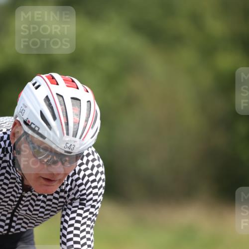 22.06.2025 - Viking Triathlon Yannick Fuchs http://msf.ph/oto/8119288 22.06.2025 11:44:19 Radfahren 144, 383, 471, 543 meine-sportfotos.de