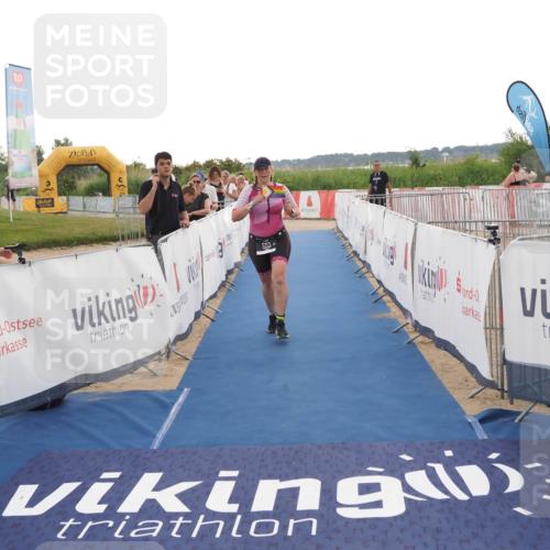 22.06.2025 - Viking Triathlon MichiJ http://msf.ph/oto/8119306 22.06.2025 16:28:27 Ziel 503 meine-sportfotos.de