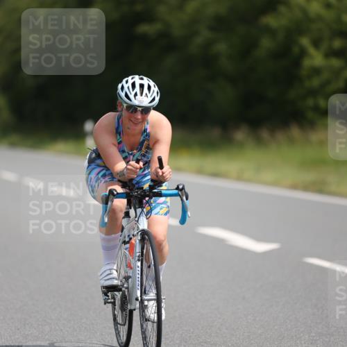 22.06.2025 - Viking Triathlon Yannick Fuchs http://msf.ph/oto/8119327 22.06.2025 11:44:30 Radfahren 24, 85, 114, 192, 228, 383, 552, 603 meine-sportfotos.de
