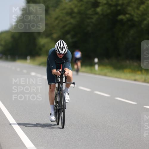 22.06.2025 - Viking Triathlon Yannick Fuchs http://msf.ph/oto/8119365 22.06.2025 11:44:38 Radfahren 24, 85, 114, 164, 204, 228, 313, 473, 540, 552, 603 meine-sportfotos.de