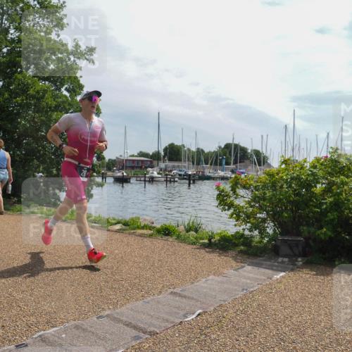 22.06.2025 - Viking Triathlon KatJ http://msf.ph/oto/8119381 22.06.2025 12:57:52 Laufen 287 meine-sportfotos.de