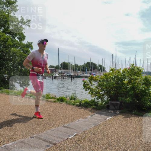 22.06.2025 - Viking Triathlon KatJ http://msf.ph/oto/8119388 22.06.2025 12:57:52 Laufen 287 meine-sportfotos.de