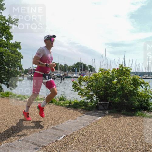 22.06.2025 - Viking Triathlon KatJ http://msf.ph/oto/8119398 22.06.2025 12:57:52 Laufen 287 meine-sportfotos.de
