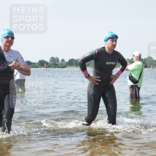 22.06.2025 - Viking Triathlon KatJ http://msf.ph/oto/8119403 22.06.2025 10:46:54 Schwimmen 36, 206, 378, 498, 515 meine-sportfotos.de
