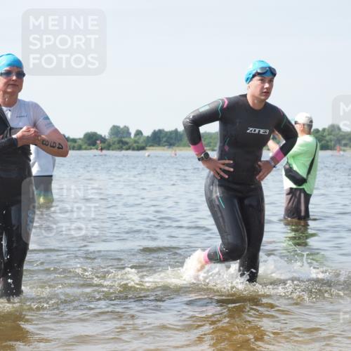 22.06.2025 - Viking Triathlon KatJ http://msf.ph/oto/8119408 22.06.2025 10:46:54 Schwimmen 36, 206, 378, 498, 515 meine-sportfotos.de