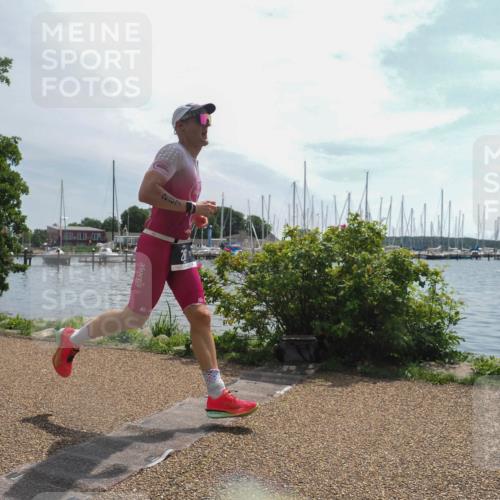 22.06.2025 - Viking Triathlon KatJ http://msf.ph/oto/8119410 22.06.2025 12:57:52 Laufen 287 meine-sportfotos.de